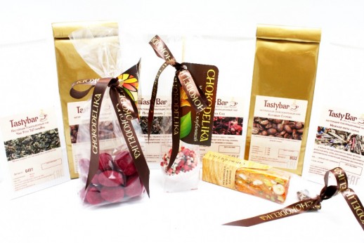 Подарочный набор чая и кофе "Цветочная роскошь"