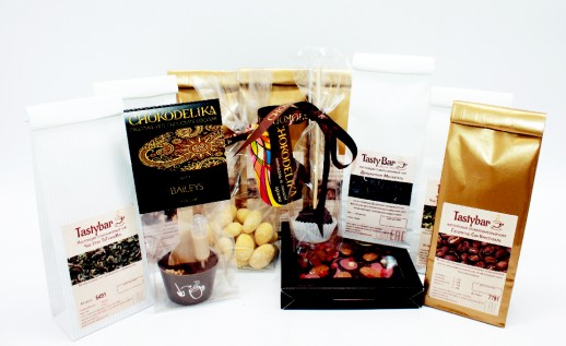 Подарочный набор чая и кофе на Новый Год "Зимний праздник"