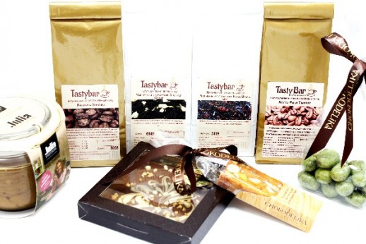 Подарочный набор чая и кофе "Яркое удовольствие"