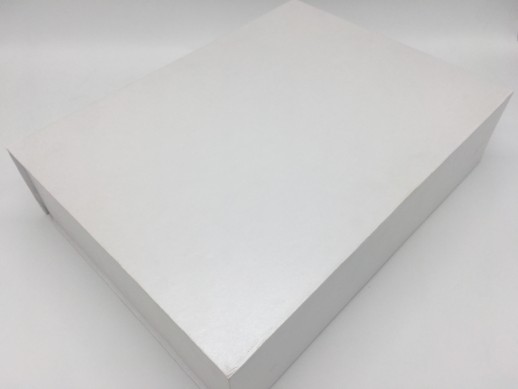 Подарочный набор чая с пледом и термокружкой "Элеганс"